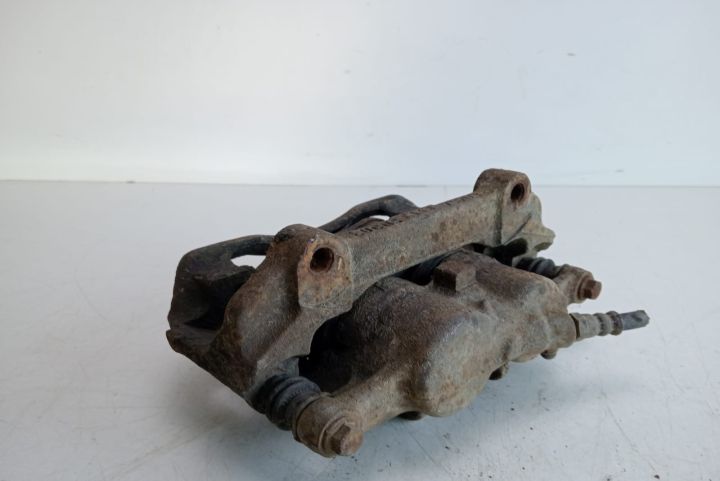 Etrier frana dreapta fata cu suport etrier Opel Vivaro A