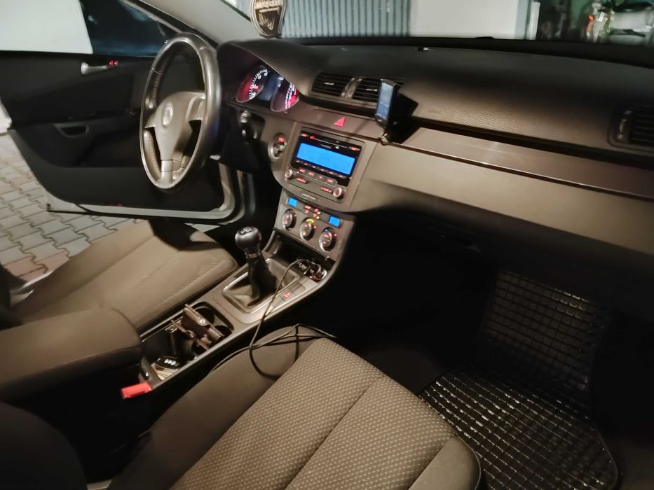 Vând vw passat 2.0 diesel 110 cai bluemotion