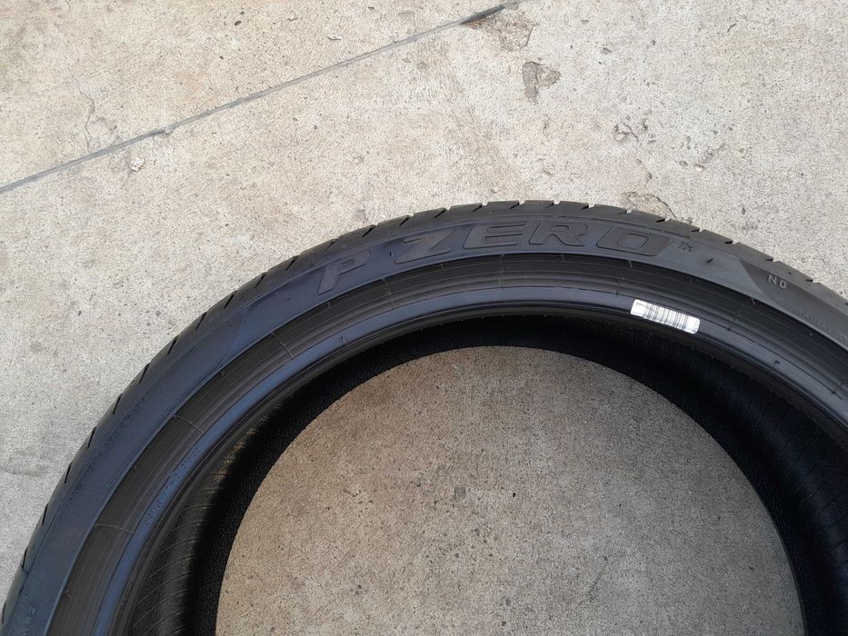 O anvelopa de vara 245 35 20 pirelli p zero profil de 8 mm