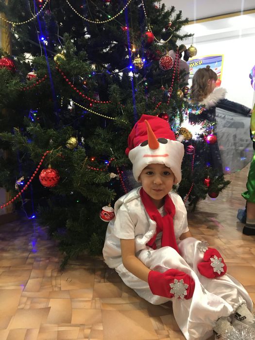 Продам костюр снеговика