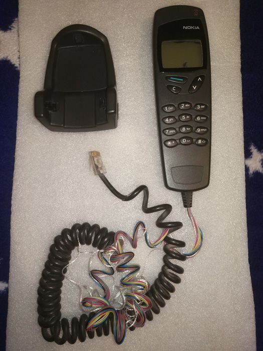 Для коллекции телефон Раритет. Nokia 6090.