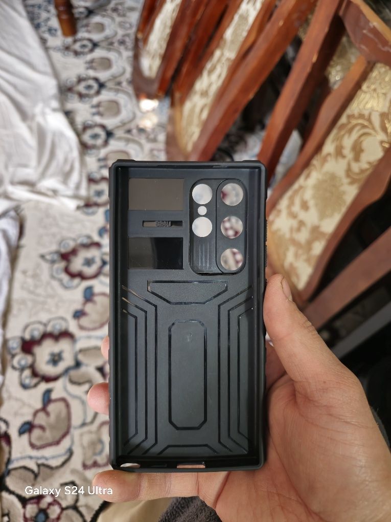 Чехол SAMSUNG S24 ULTRA продаётся
