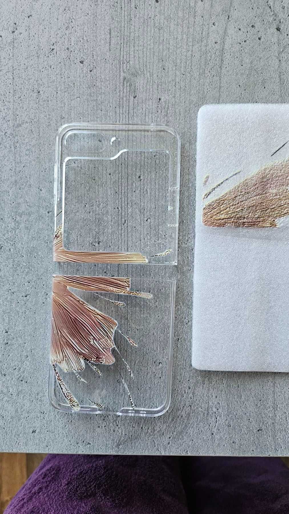 Пластмасов кейс за Samsung Galaxy Z Flip5