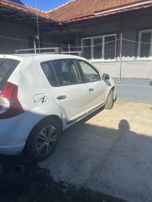 Dacia sandero 1..6 16v