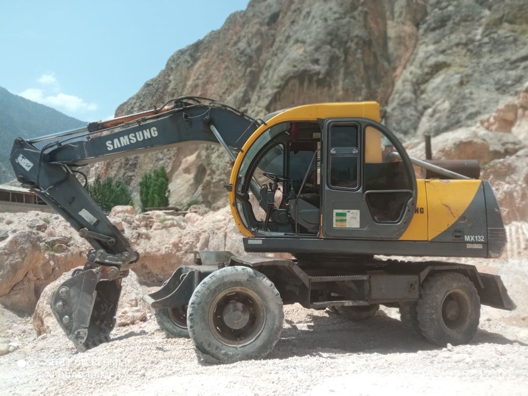 Ekskavator samsung 132