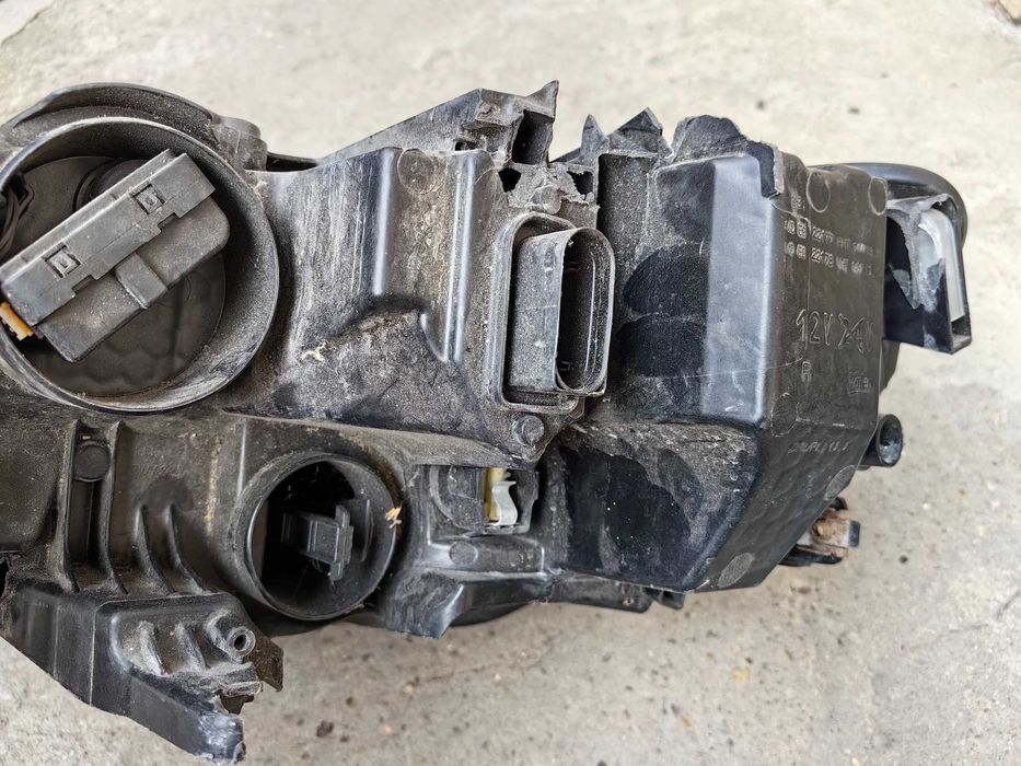 Фар за VW Passat Full LED / ВФ Пасат Фул лед