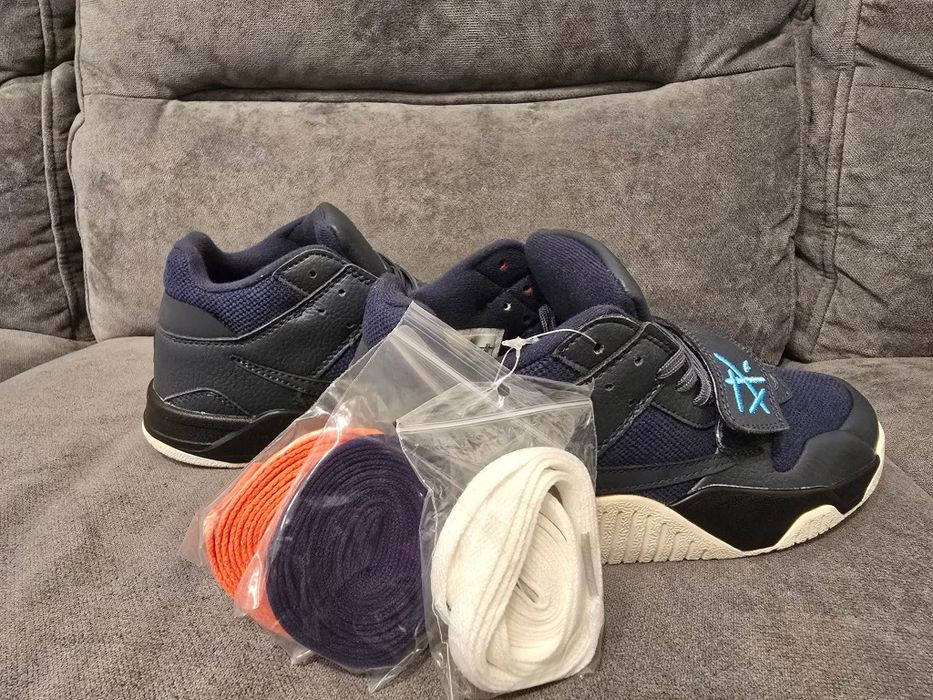 Nike Jordan travis scott nr 40 int 25,5 cm preț 350 lei