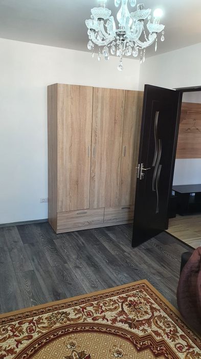 Inchiriez ap 2 camere ultracentral