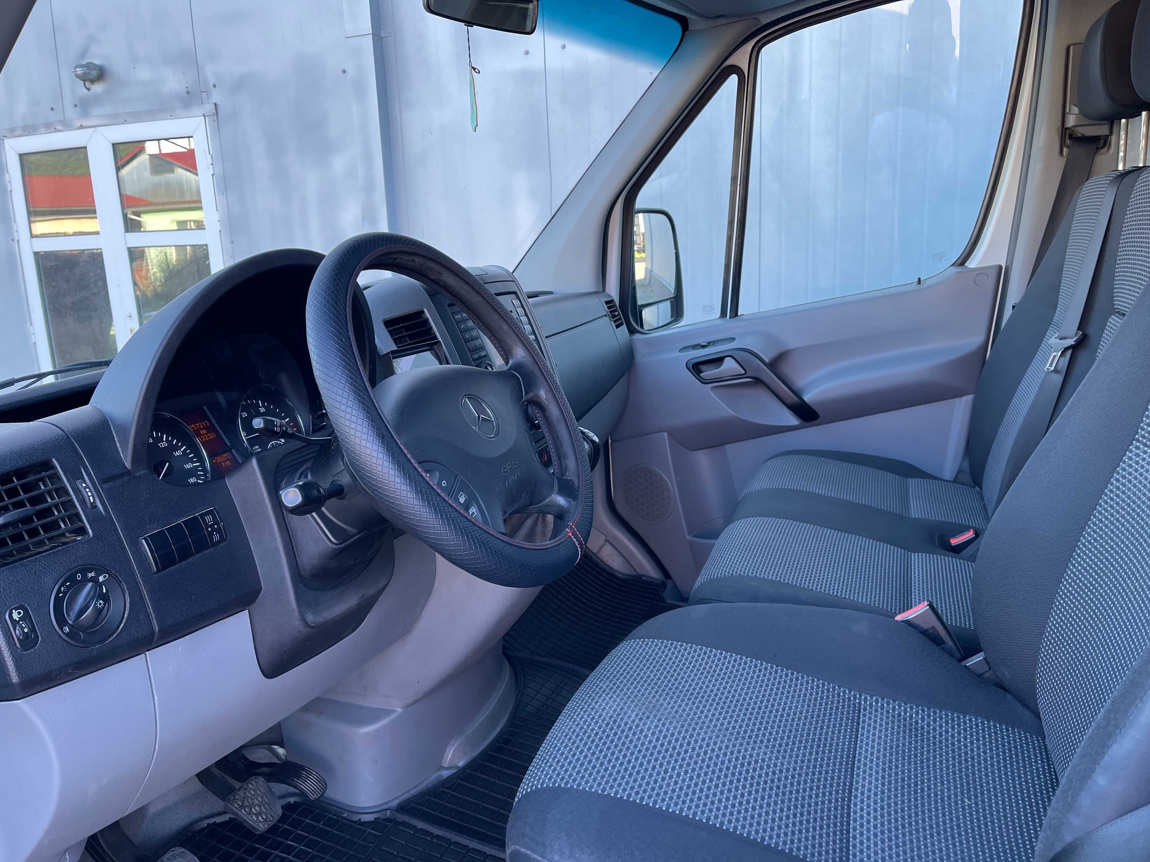 Mercedes Sprinter 216CDI-163CP-E5/Mod-MEDIU/CLIMA/Pilot/Camera revers