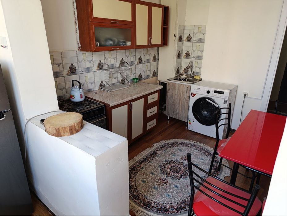 Sebzorda 2 xonali uyni oilalilarga kvartiraga beramiz