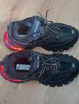 Balenciaga track