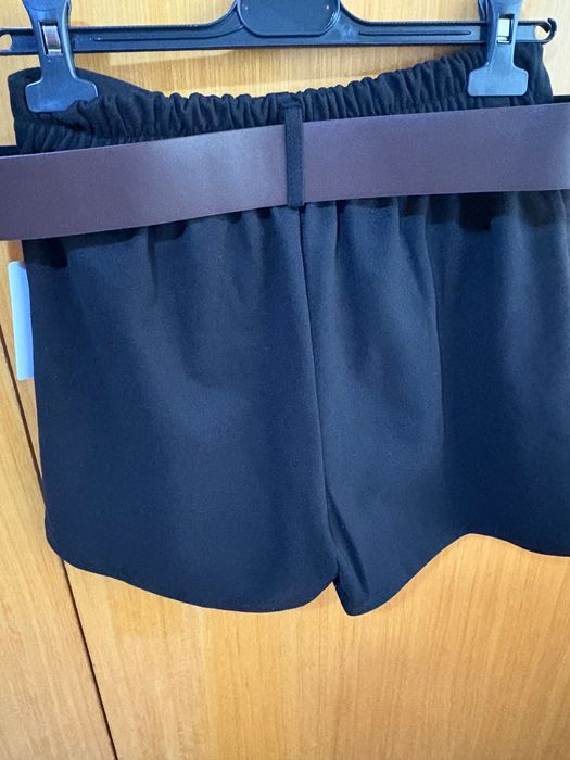 Дамска пола панталон