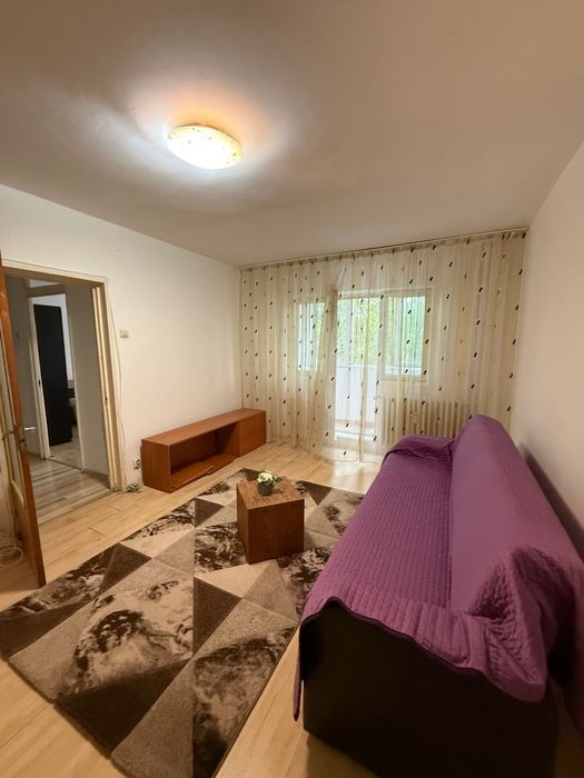 De inchiriat doua camere Sebastian