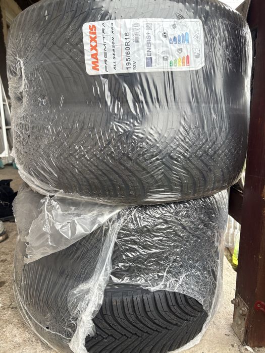 Vand set de 4 cauciucuri noi all season