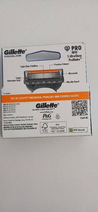 Aparat cu 2 rezerve Gillette