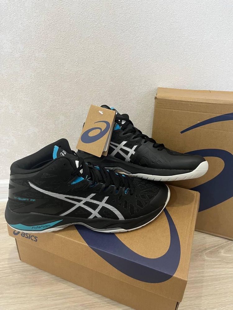 Asics кроссовка