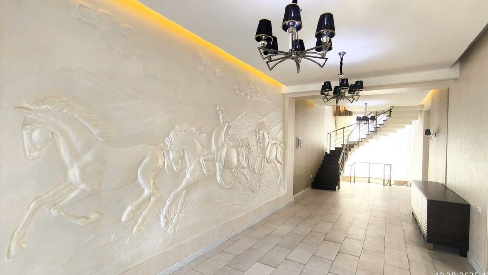 Шикарный вариант 327м² для офиса