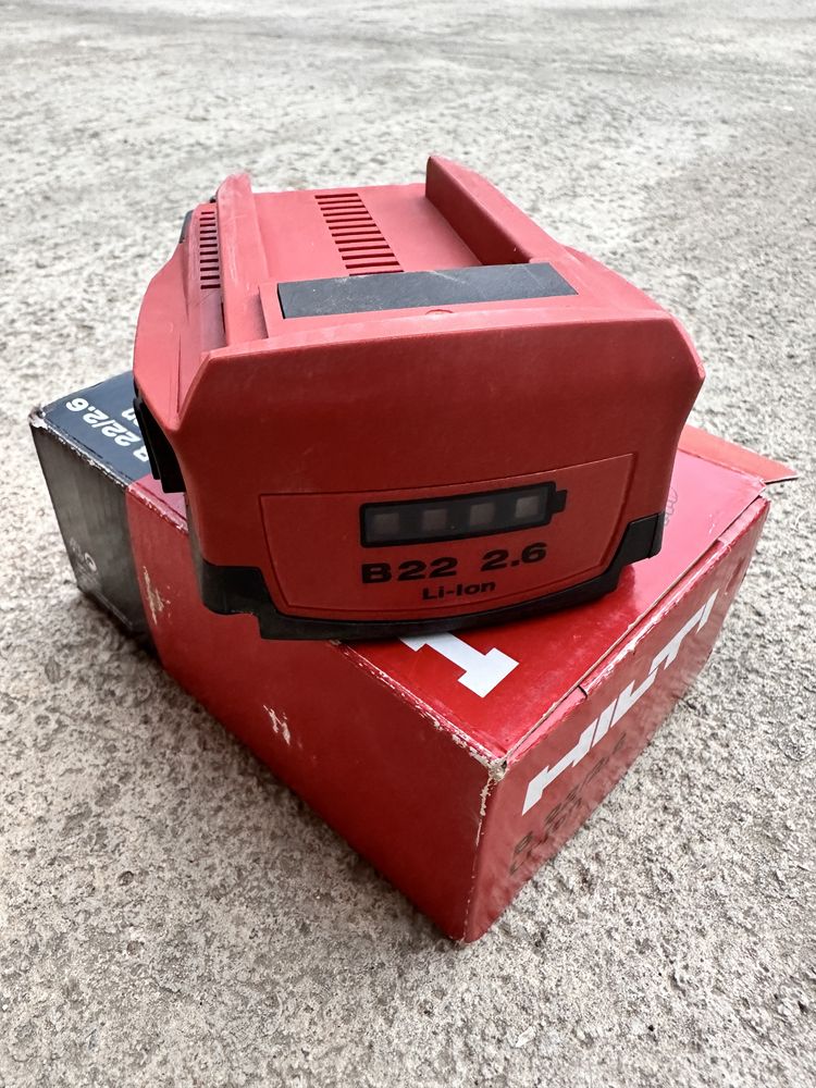 Vand baterie hilti