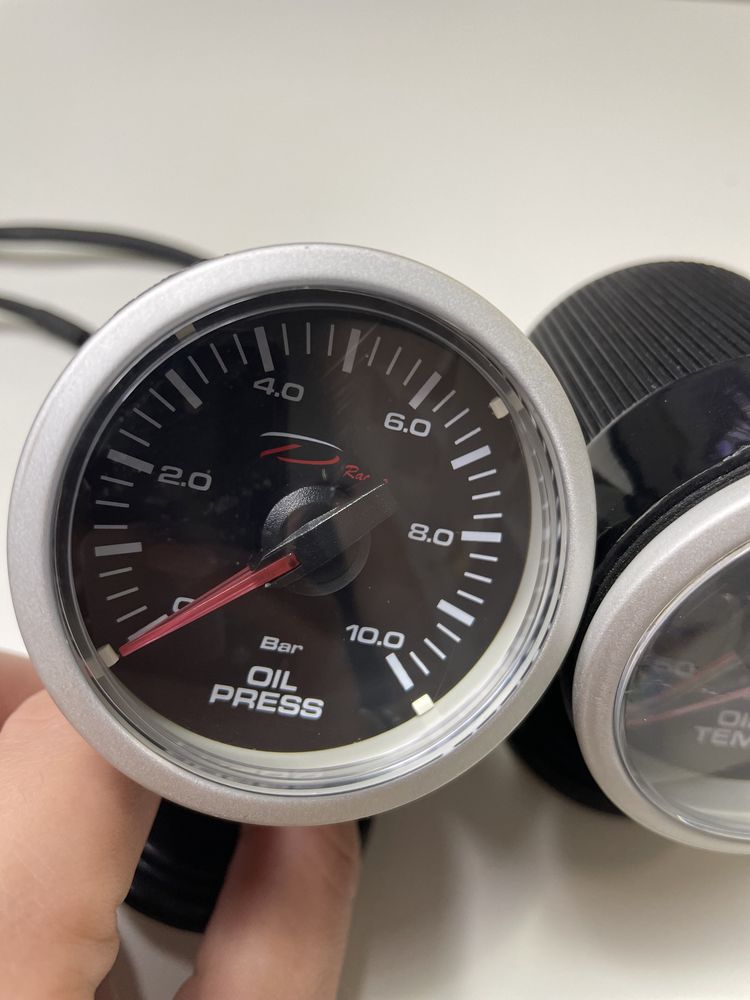 Ceasuri indicatoare presiune ulei și temperatura ulei Depp