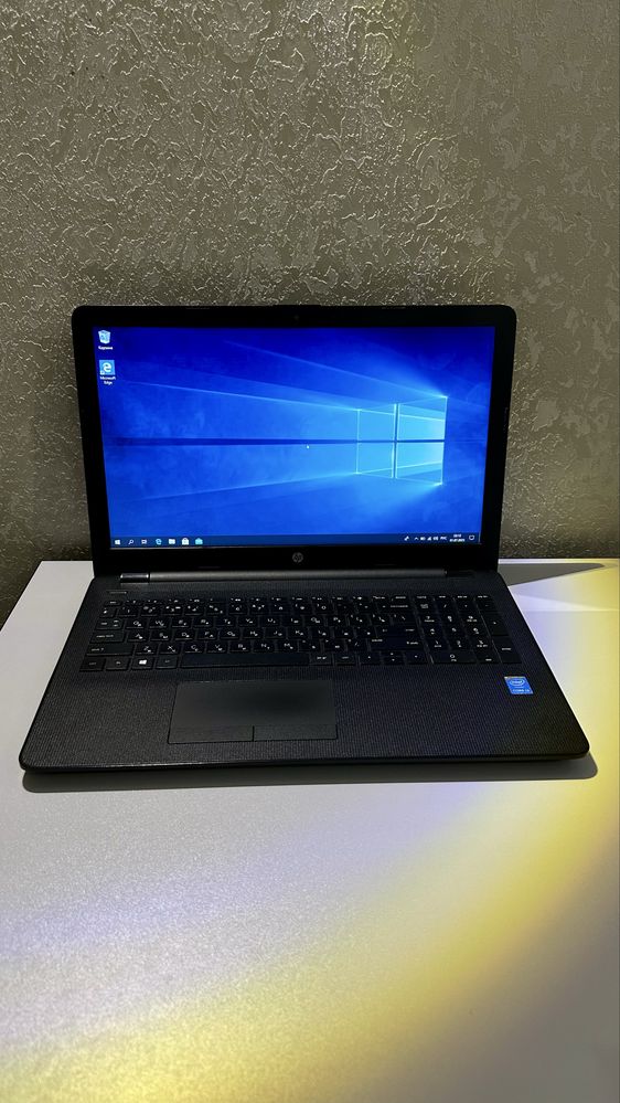 Ноутбук HP 15 i3 / 4GB / 500GB HDD — для офиса и дома