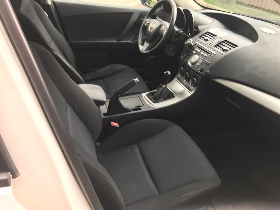 Mazda3 Facelift/Limuzina/1.6Diesel/An 2010/Stare buna