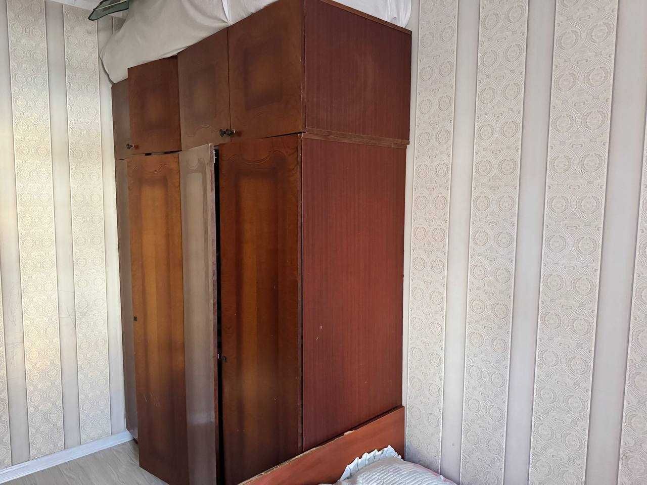 Продается шкаф и кровать