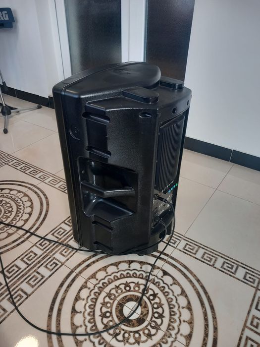 Vand boxa FBT MAX 5A