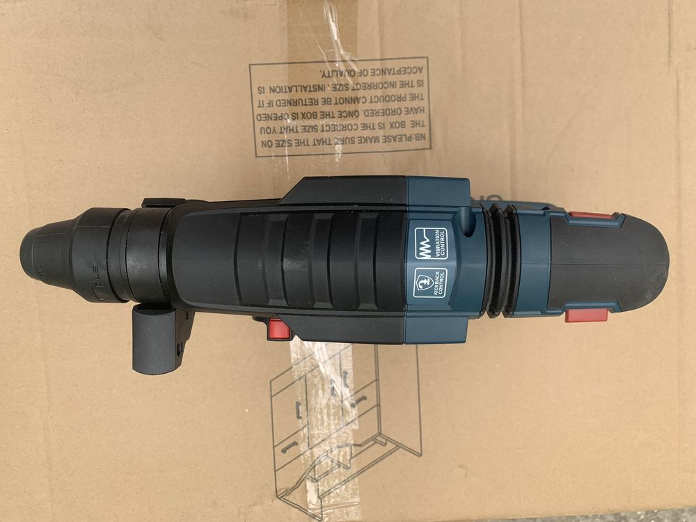 Bosch GBH 18V-24 C/безчетков перфоратор/НОВ