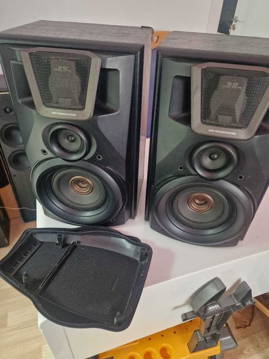 boxe TECHNICS foarte puternice 160w stare buna poze reale