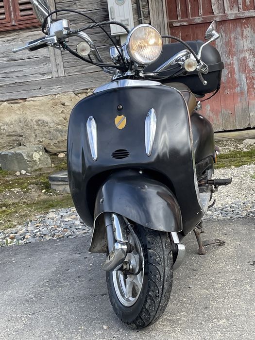 Scuter Benero Retro
