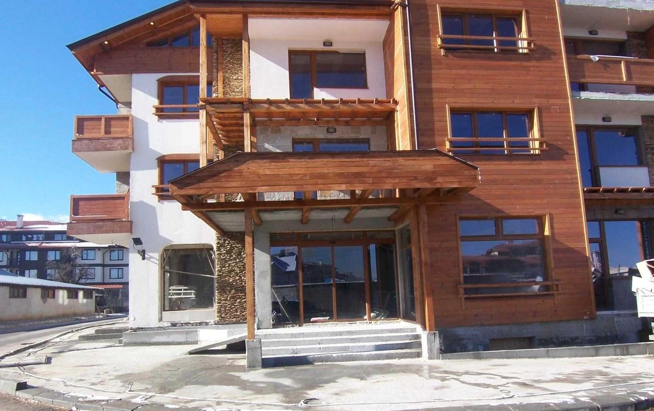 Продава се Хотел в София, Банишора - 2200 кв.м за 237 €/кв.м - Снимка #3