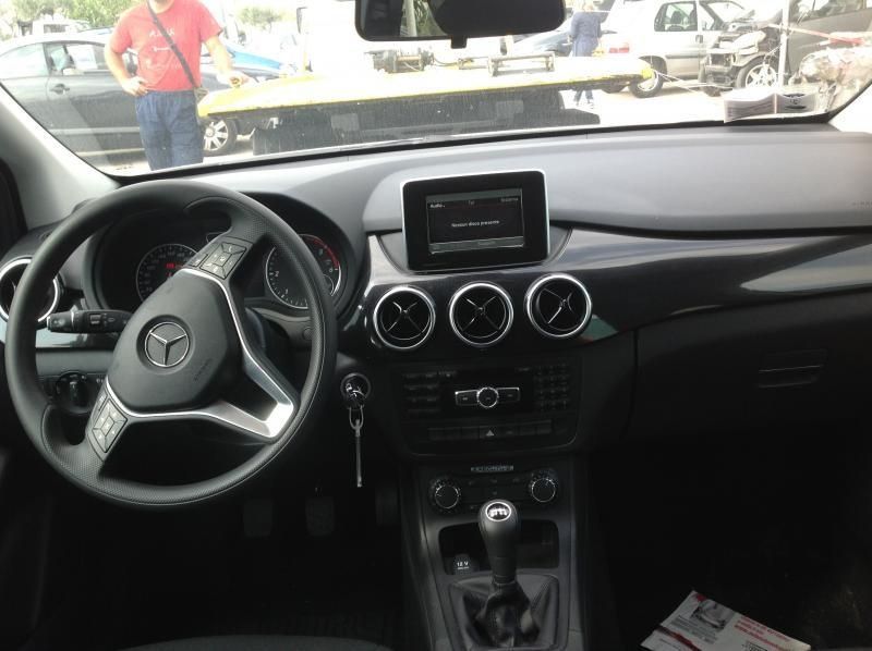 Piese din dezmembrari  Mercedes B Class  /  B 160 B 170 B 180 B 200