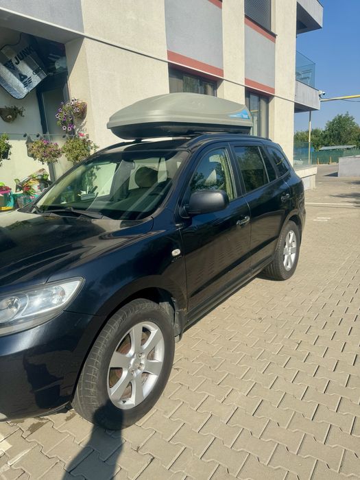 Hyundai Santa Fe 7 locuri 2.2 D 4X4