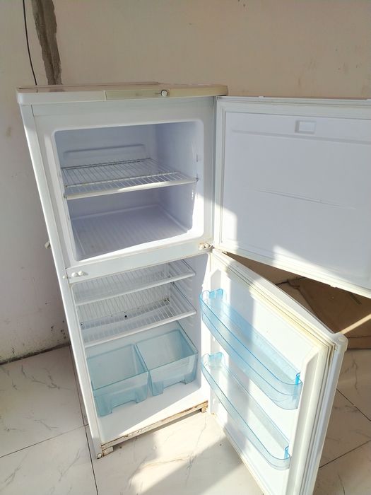 Холодильник 150 бюрса