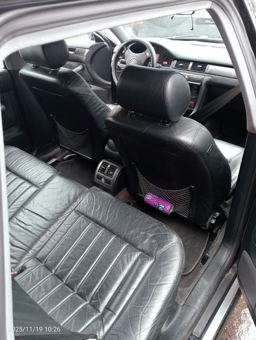 Vând Audi A6 din 1999