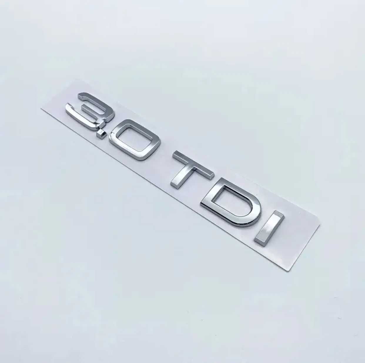 Set embleme haion / spate Q3 - 3.0 TDI - Quattro emblema auto AUDI
