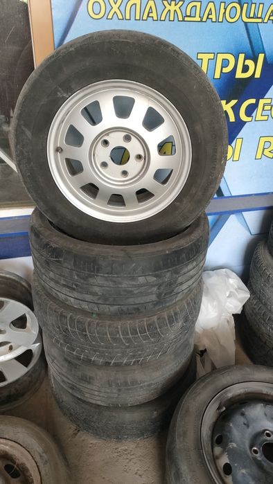 Продам титанки на Ауди литые диски заводской