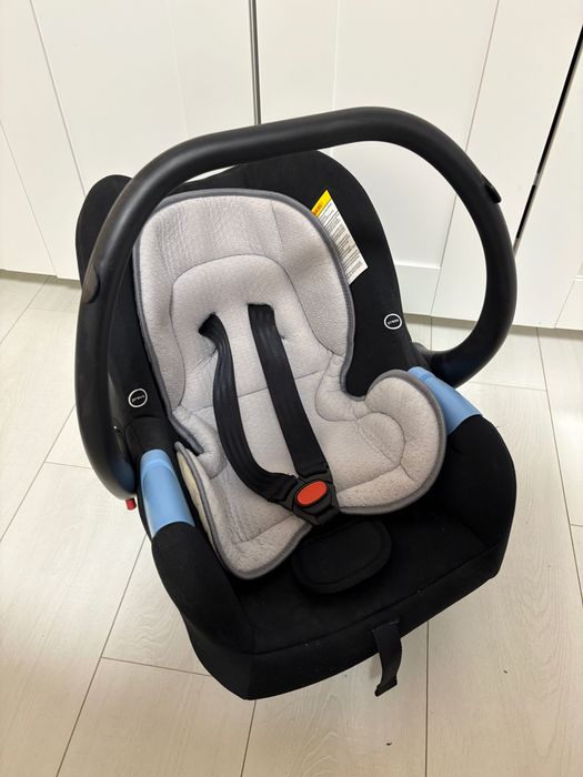 Столче за кола Buba (за новородено)