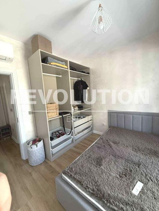 Дава се под наем Двустаен апартамент в Варна, Бриз - 67 кв.м за 650 € - Снимка #2