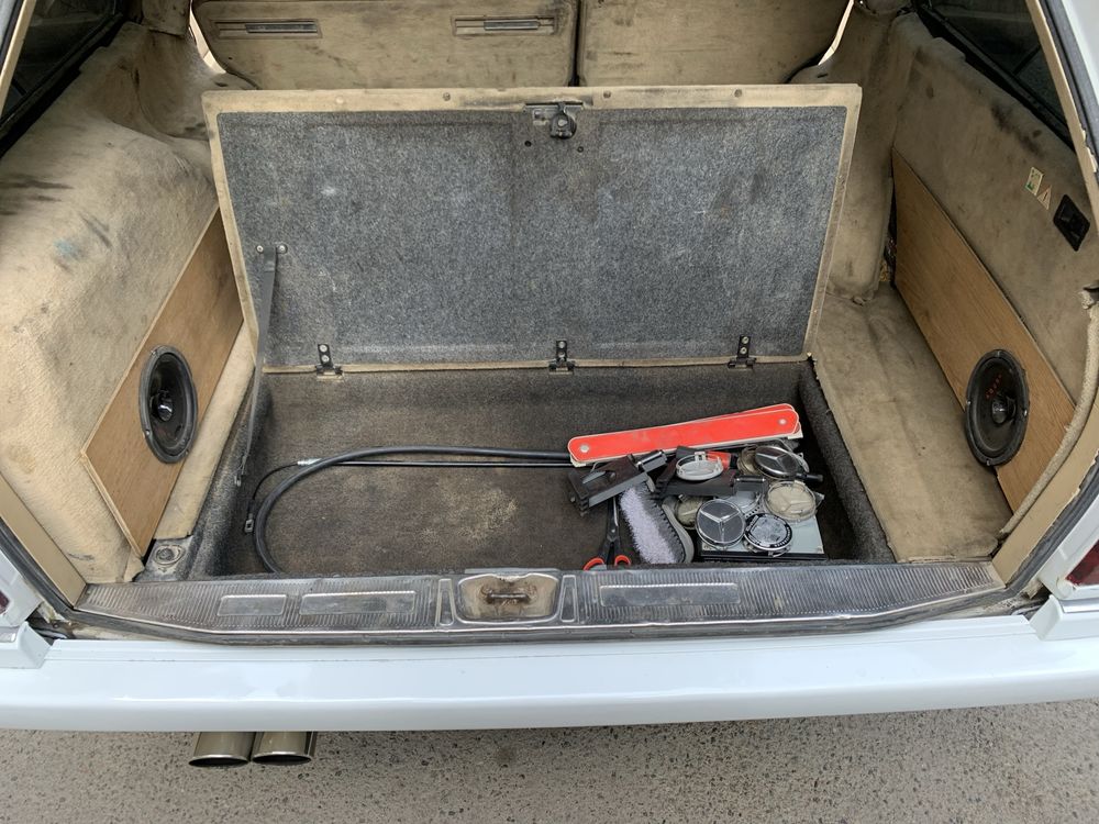 Mercedes-benz E200