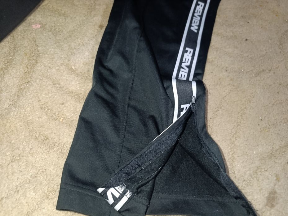 Pantaloni review mărimea S