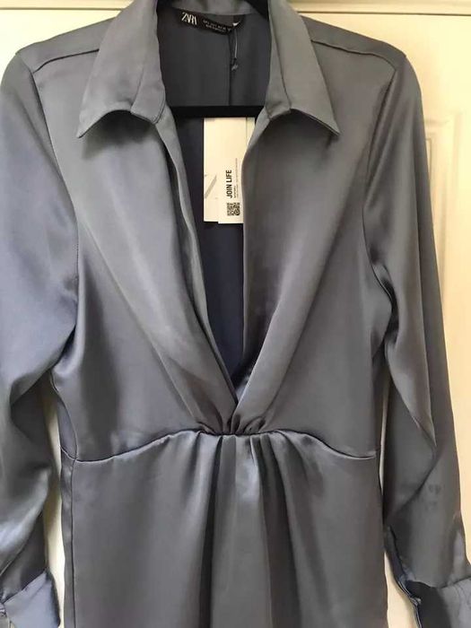 Zara rochie mini maneca lunga gri petrol bleu / gri noua satin decolte