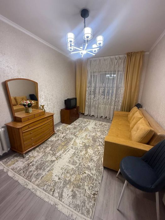 Аренда 1/3/4 на массиве ТТЗ-1 , с ремонтом с мебелью и техникой 
1/3/4