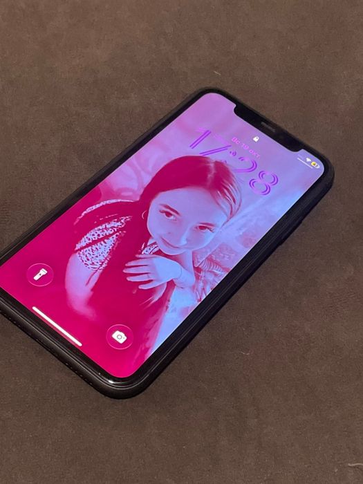 Продам Айфон 11 iPhone 11