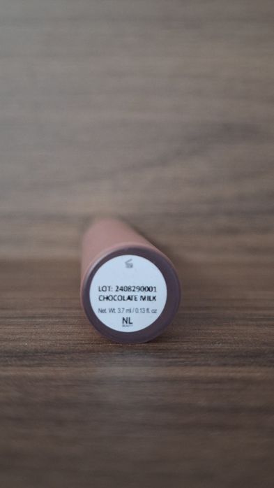 Течно матово червило на NL beauty
