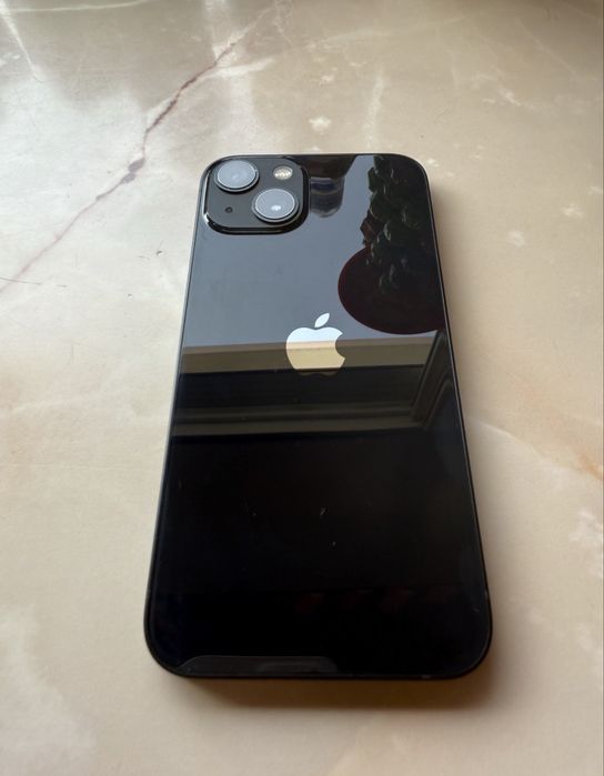 iPhone 13  94% Bateria