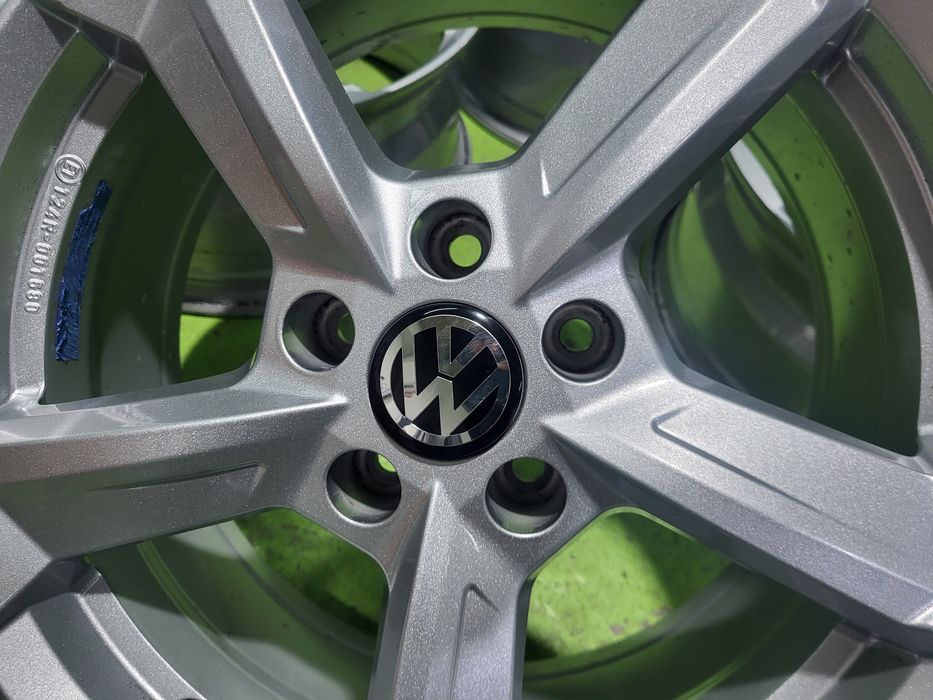17 5x112 Vw Passat Tiguan Touran Caddy Golf 5х112