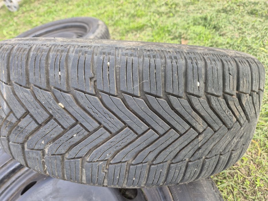 Cauciucuri de iarna cu jante tablă bmw