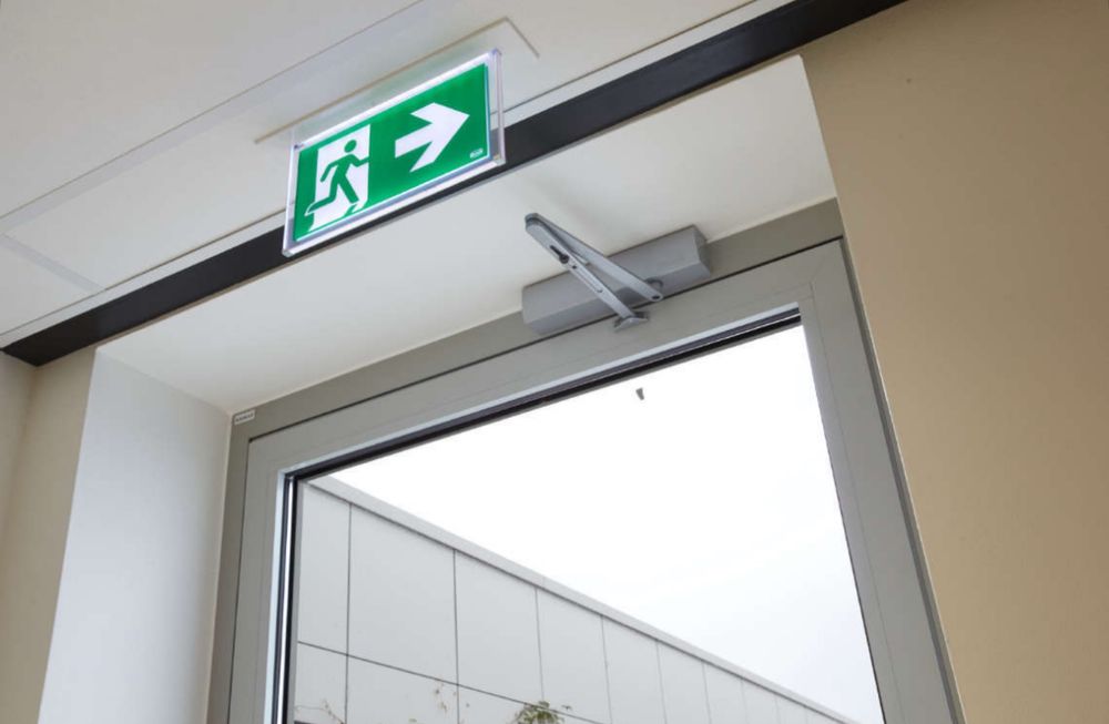 Дверные доводчики оптом и в розницу