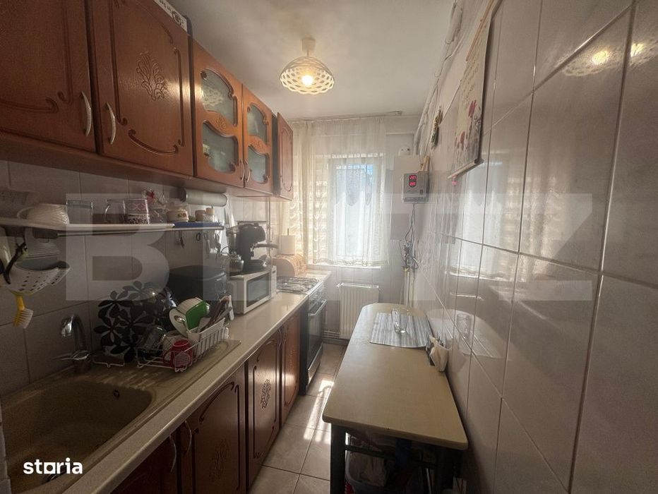 Apartament cu 3 camere, etajul 2/4, 50 mp, Micro 11